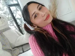 Streamate Sex Cam of NayeCloud