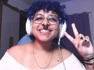 Streamate Sex Cam of kenainai