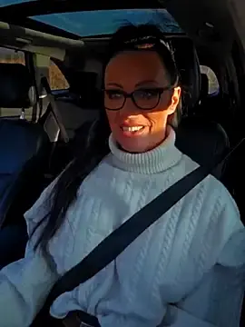 Stripchat Live Sex Cam of Misses-Cougar