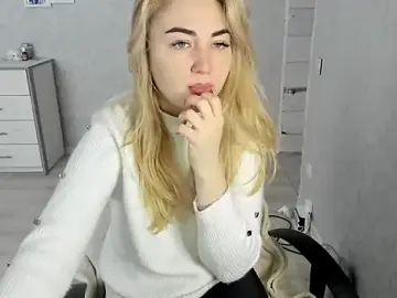 Stripchat Sex Cam of Helen_Sven