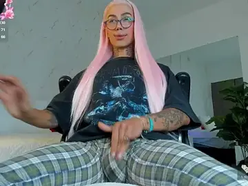 Stripchat Free Live Porn of miss_tatiana_