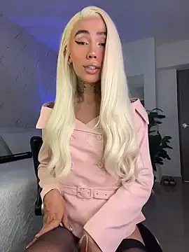 Stripchat Live Porn of miss_tatiana_