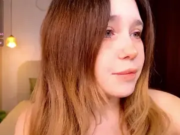 Stripchat Live Sex Cam of Lina_Glow