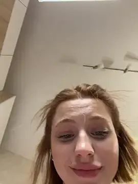 Stripchat Best live sex cam show of Camilla_Railian