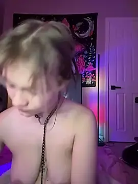 Stripchat Live Sex Cam of Cutiepiespanks