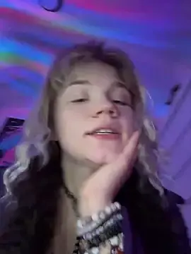 Stripchat Sex Cam of Cutiepiespanks