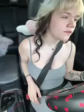 Stripchat Live Sex Cam of Cutiepiespanks