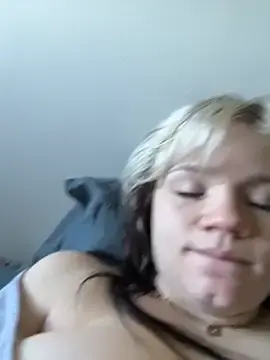 Stripchat Sex Cam of Cutiepiespanks