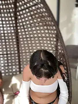 Stripchat Sex Cam of Linda_LS