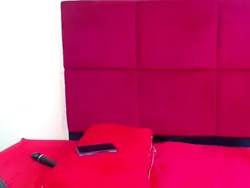 Stripchat Adult Webcam of HugeTitisxx