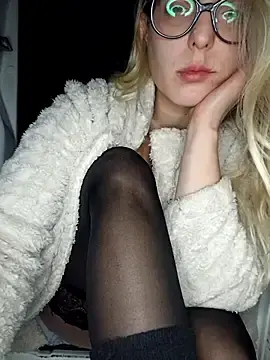 Stripchat Sex Chat of dolcehelena993