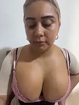 Stripchat Live Porn of maymercy