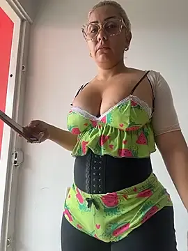 Stripchat Live Sex Cam of maymercy