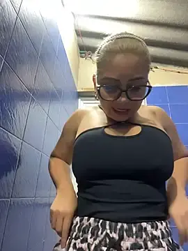 Stripchat Sex Cam of maymercy