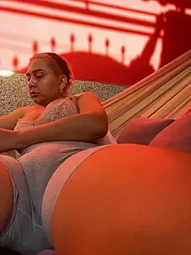 Stripchat Live Sex of maymercy