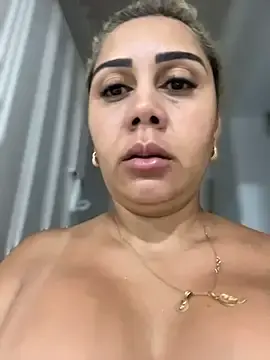 Stripchat Live Sex Cam of maymercy