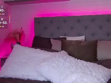 Stripchat Live Sex Cam of Born_to_Blow