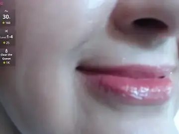 Stripchat Adult Webcam of Kerly_Doll