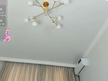 Stripchat Watch Live Sex Cams of Zirael_swan