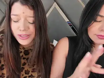 Stripchat Live Porn of emperatriz_reyes