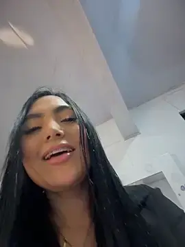 Stripchat Watch Live Sex Cams of Sarahballiston_