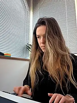 Stripchat Best live sex cam show of lucie_mehott