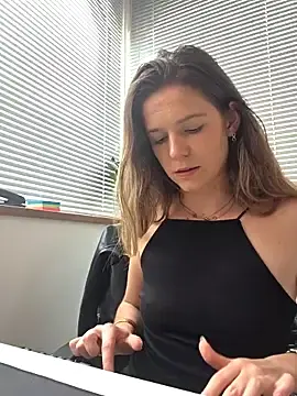 Stripchat Adult Webcam of lucie_mehott