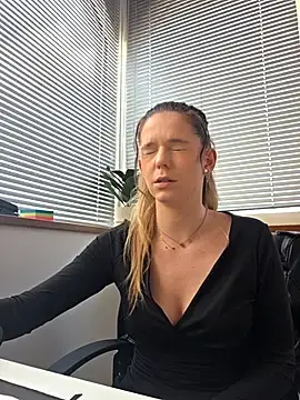 Stripchat Best Webcam of lucie_mehott