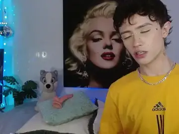 Stripchat Nude Webcam of maxiy_001