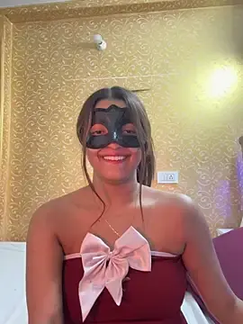 Stripchat Free Porn Cam of Im_Sakshi_