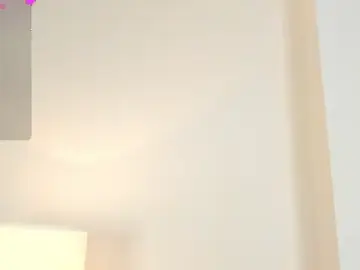 Stripchat Live Porn of Shy_nikka_4you