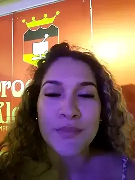 Stripchat Adult Webcams of Sara_smiiith211