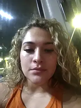 Stripchat Adult Webcam of Sara_smiiith211