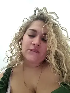 Stripchat Sex Chat of Sara_smiiith211