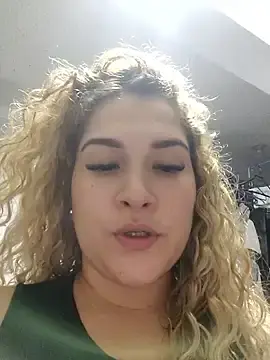 Stripchat Best Webcam of Sara_smiiith211