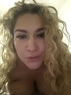 Stripchat Best live sex cam show of Sara_smiiith211