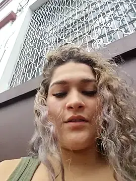 Stripchat Best live sex cam show of Sara_smiiith211