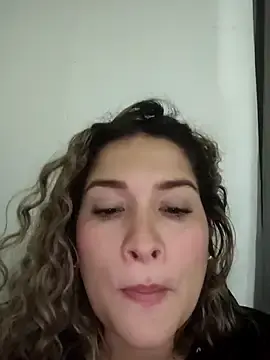 Stripchat Adult Webcams of Sara_smiiith211