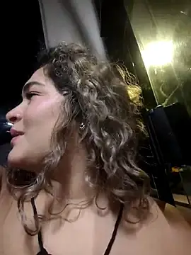 Stripchat Live Sex of Sara_smiiith211