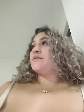 Stripchat Adult Webcam of Sara_smiiith211