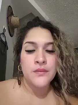 Stripchat Free Porn Cam of Sara_smiiith211