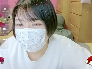 Stripchat Sex Cam of _usya_2525