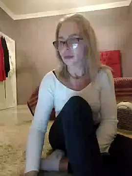 Stripchat Nude Webcam of ElenabonyX