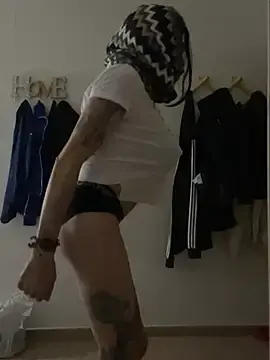 Stripchat Free Live Porn of Kamaleonix