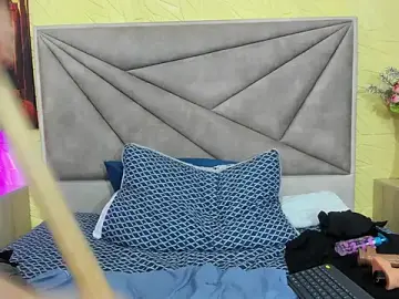 Stripchat Adult Webcams of Esmeralda_oikos