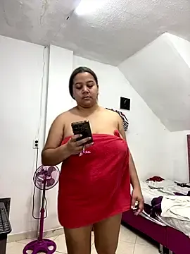 Stripchat Watch Live Sex Cams of Rossestoner