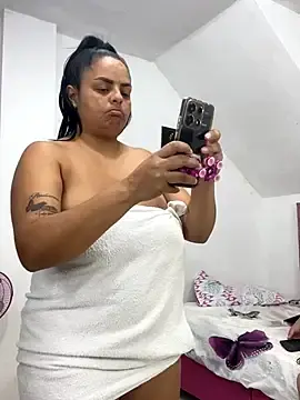 Stripchat Best Webcam of Rossestoner