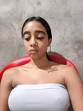 Stripchat Free Live Porn of Zoe_Sweett18