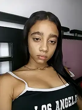 Stripchat Free Porn Cam of Zoe_Sweett18