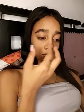 Stripchat Live Porn of Zoe_Sweett18